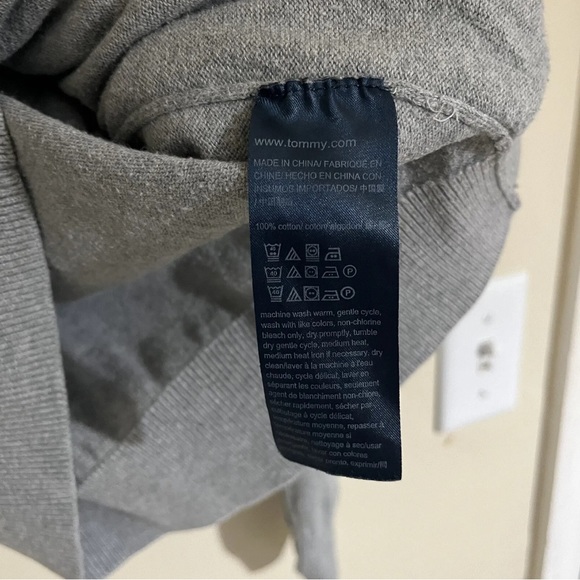 Tommy Hilfiger Mens Sweatshirt Medium Blue Flag Logo Pullover Cotton Sweater - Picture 4 of 5